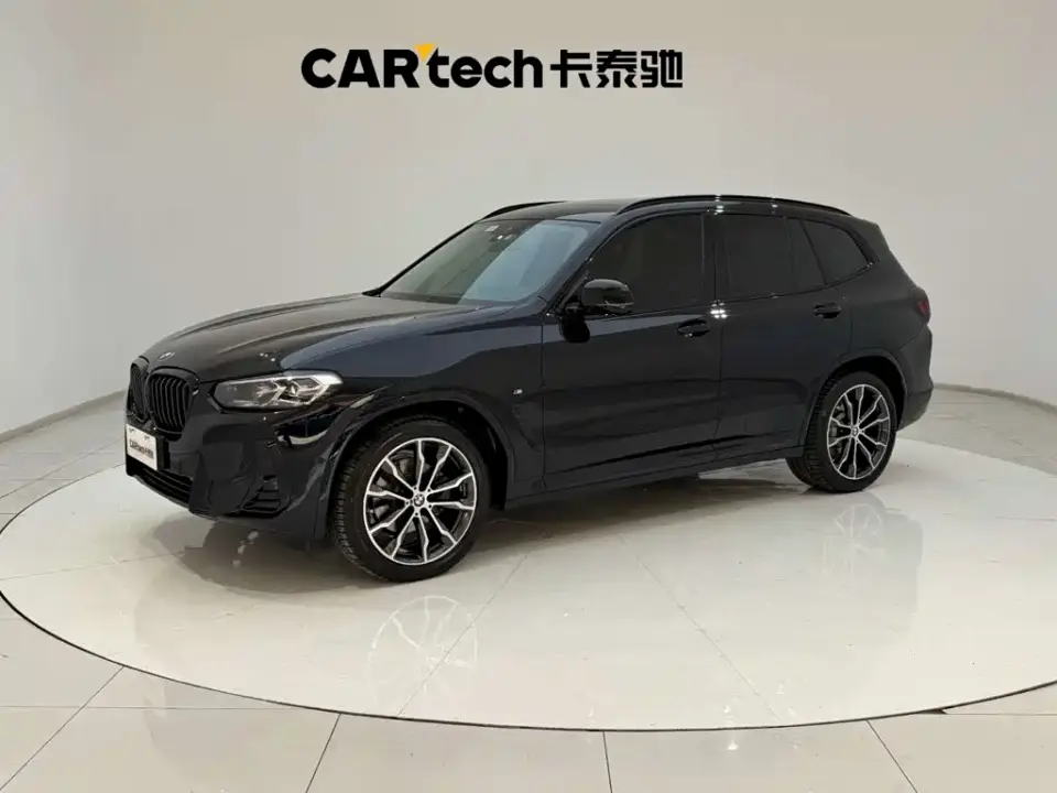 BMW X3 xDrive30i Leading M Night Package 2024