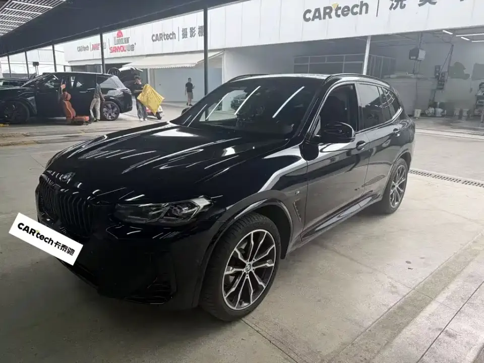 BMW X3 xDrive30i Leading M Night Package 2024