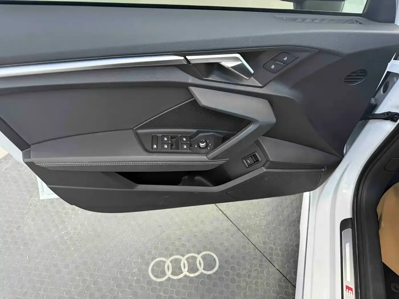 Audi A3 Facelift A3L Limousine 35 TFSI Fashion Sport 2023 — фото 9