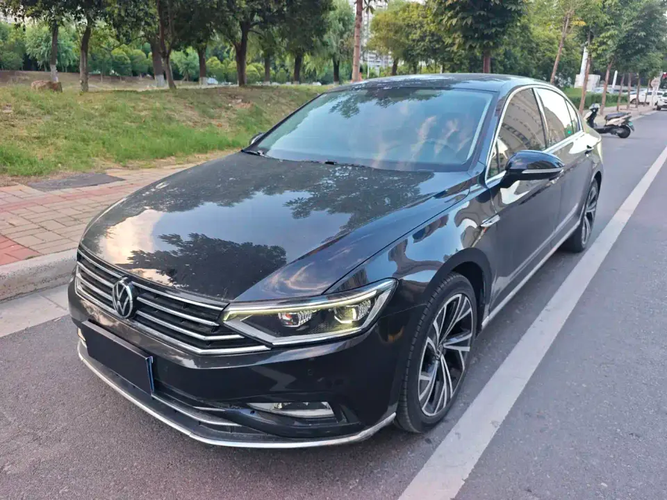 Volkswagen Magotan 330TSI DSG 30th Anniversary Edition 2022