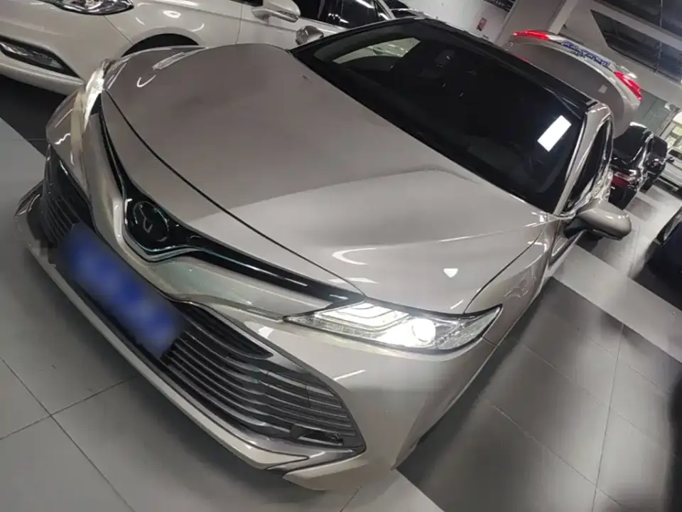 Toyota Camry 2.5G Luxury Edition China VI 2020