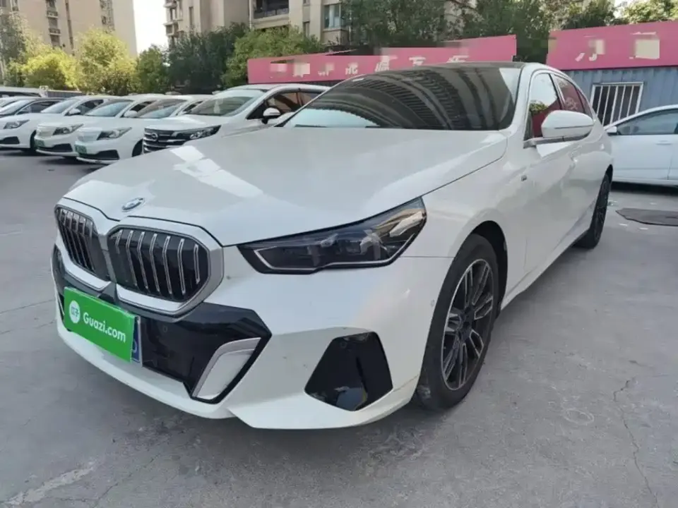 BMW 5 Series 525Li M Sport Package 2024