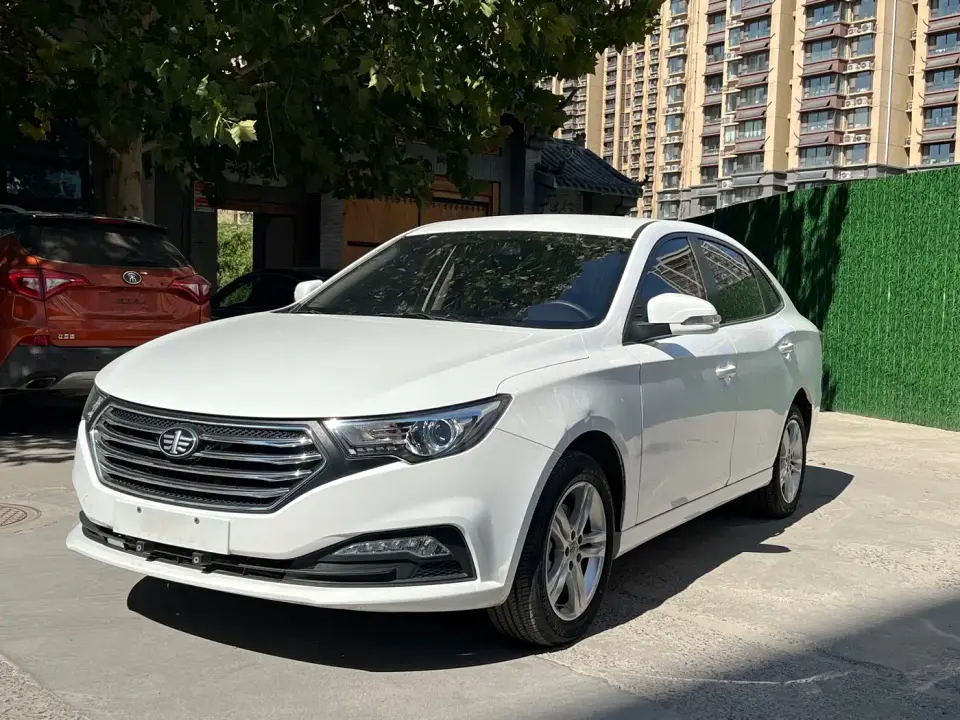 Besturn B30 1.6L Automatic Comfort 2019