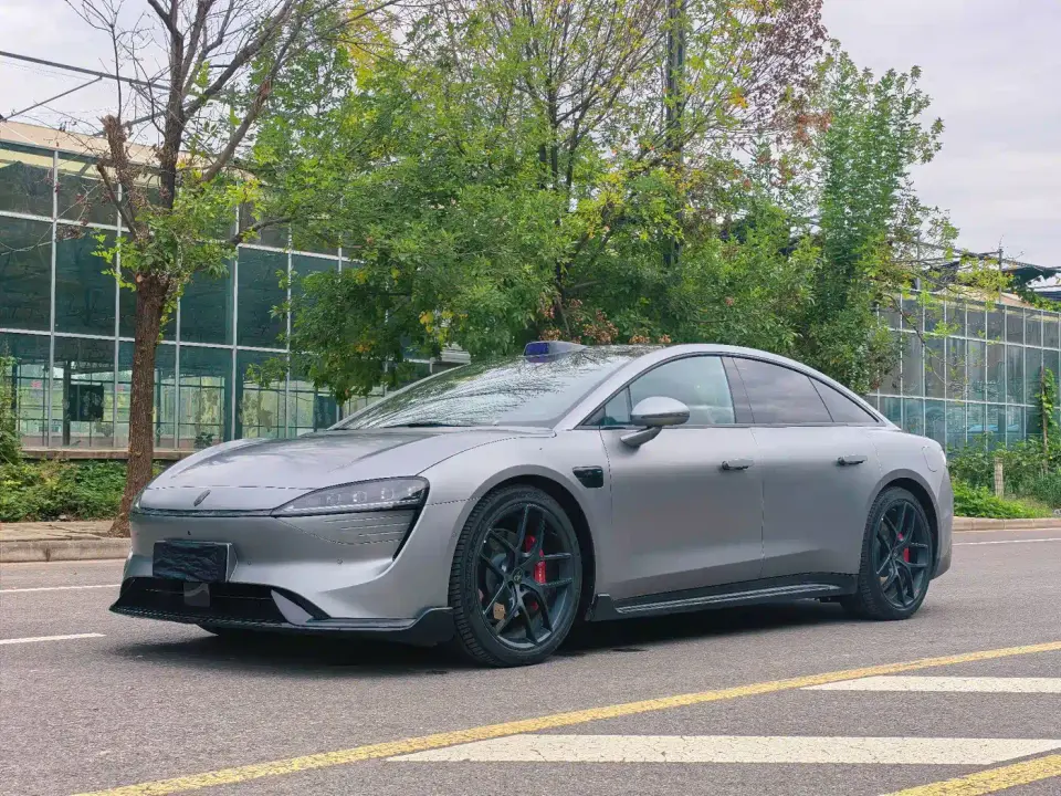 Zhijie S7 Model 785km Ultra 2025