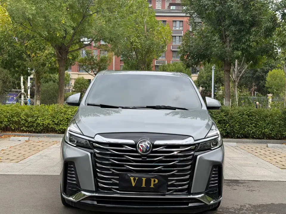 Buick GL8 Land Business Class 652T Smart Luxury 2024