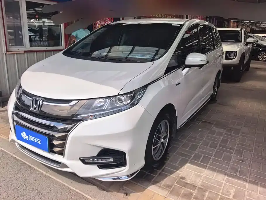 Honda Odyssey 2.0L Sharp Premium Edition 2021