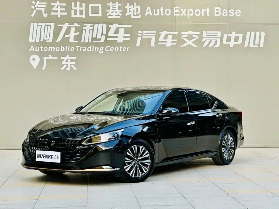 Nissan Teana 2.0L SV Black Gold Edition 2024