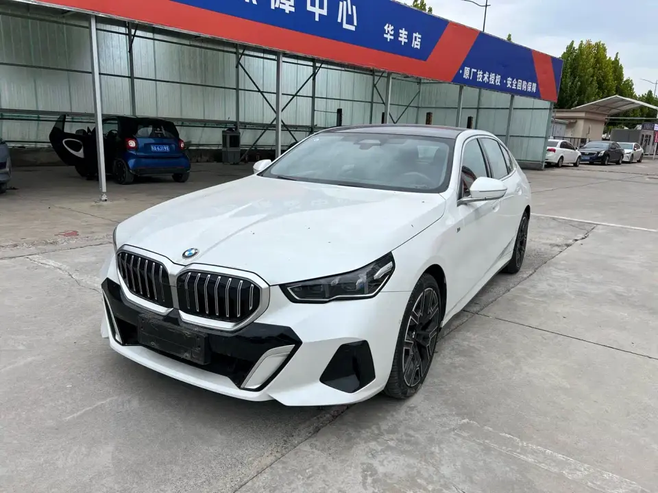 BMW 5 Series 530Li Premium M Sport Package 2025