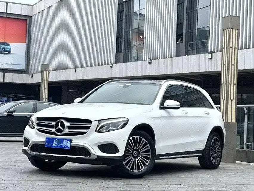 Mercedes-Benz GLC-Class Model GLC 200 L 4MATIC 2019