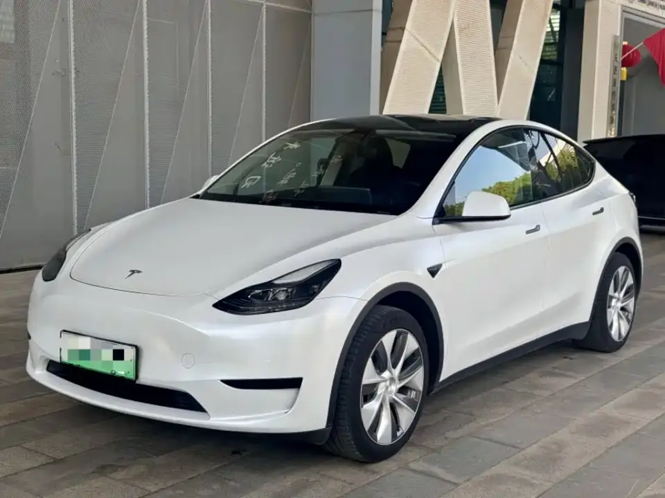 Tesla Model Y Facelift Rear-Wheel Drive Version 2023