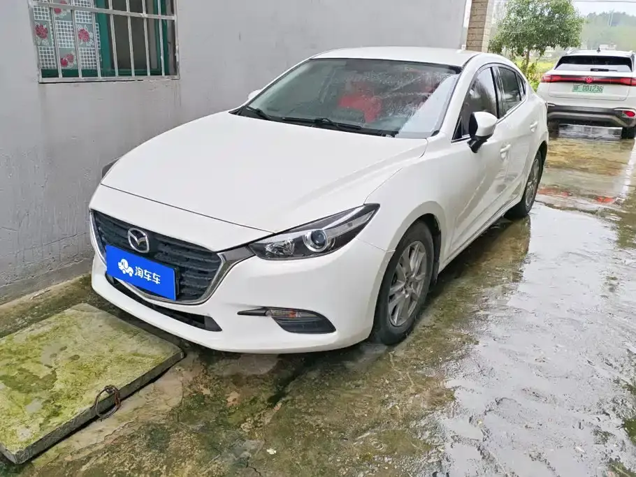 Mazda Mazda3 Axela Sedan 1.5L Auto Comfort China VI 2019