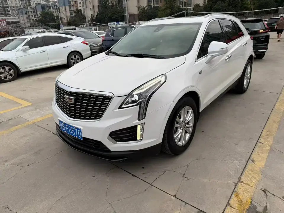 Cadillac XT5 28T Technology Model 2020