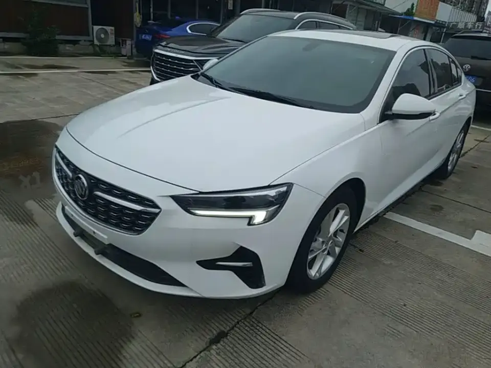 Buick Regal 552T Elite 2022