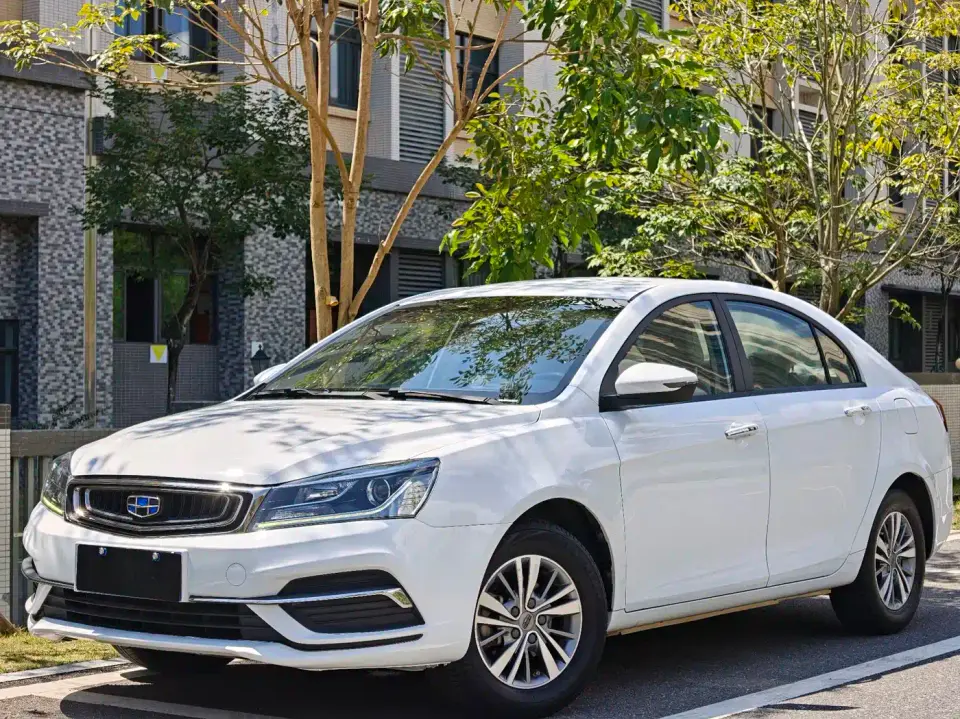 Geely Emgrand 1.5L CVT Luxury 2019