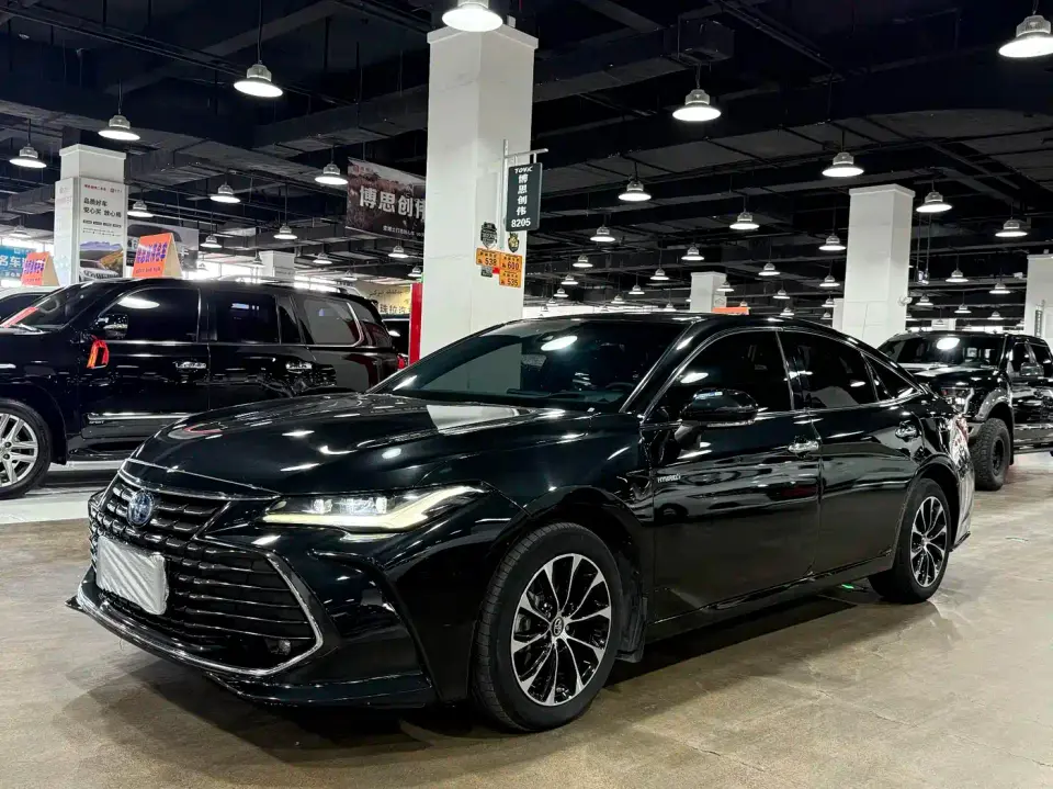 Toyota Avalon Hybrid 2.5L Luxury Edition 2023