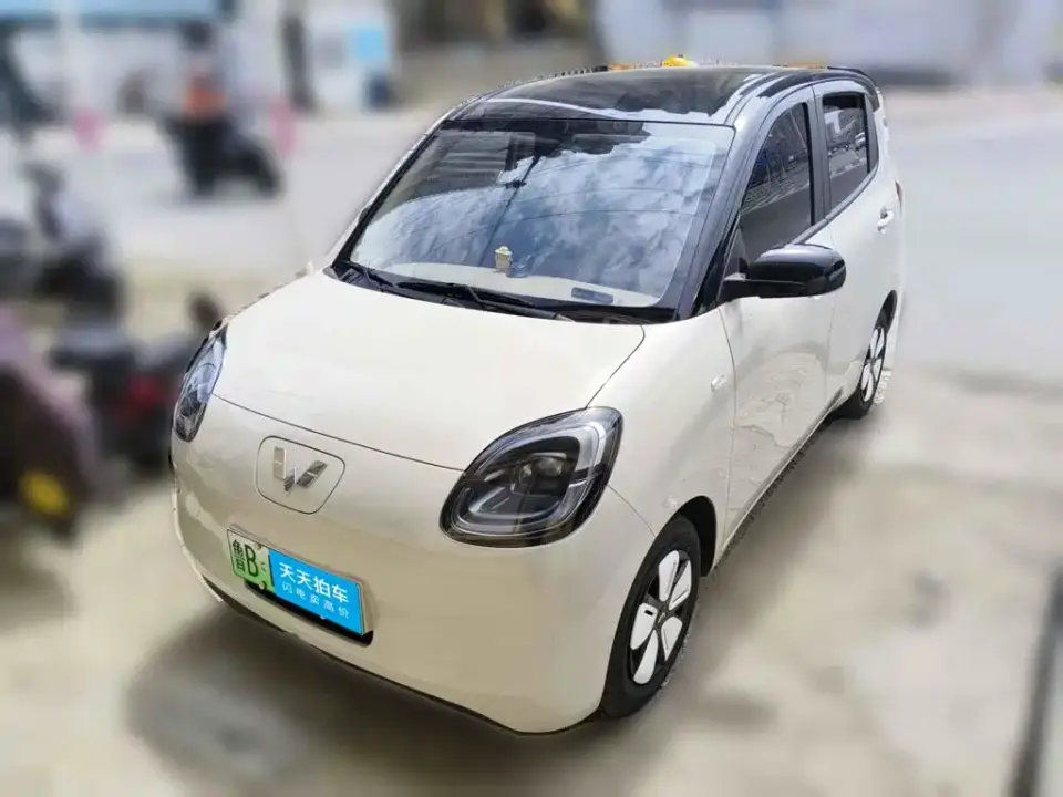 Wuling Motors Hongguang MINIEV 4-Door Advanced 2025