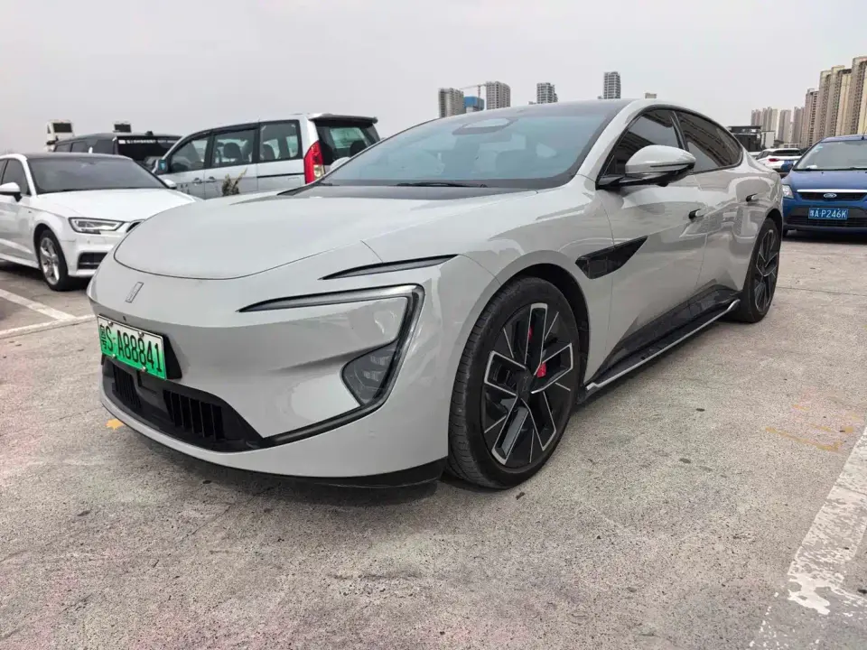 Avatr 12 Max Pure Electric Edition 2025