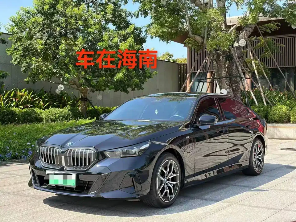 BMW i5 eDrive 35L M Sport Package 2024
