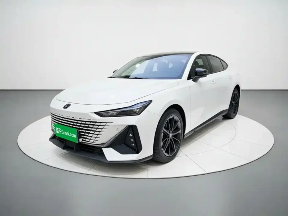 Changan UNI-V 1.5T Luxury Edition 2024