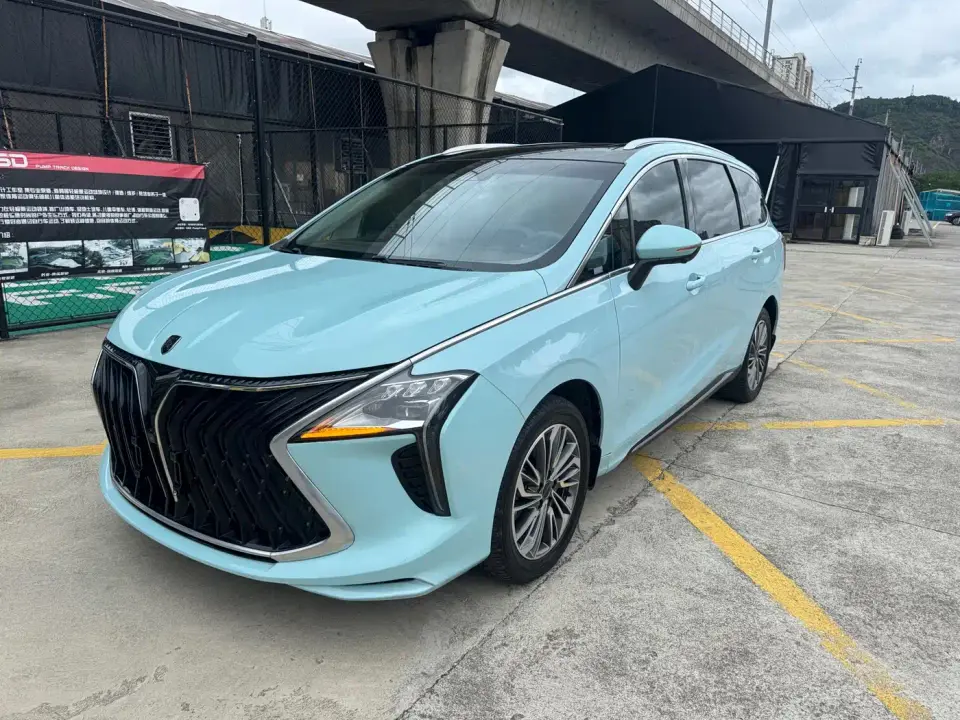 Dongfeng Fengxing Fengxing Yacht 1.5T DCT Ocean View Edition 2023
