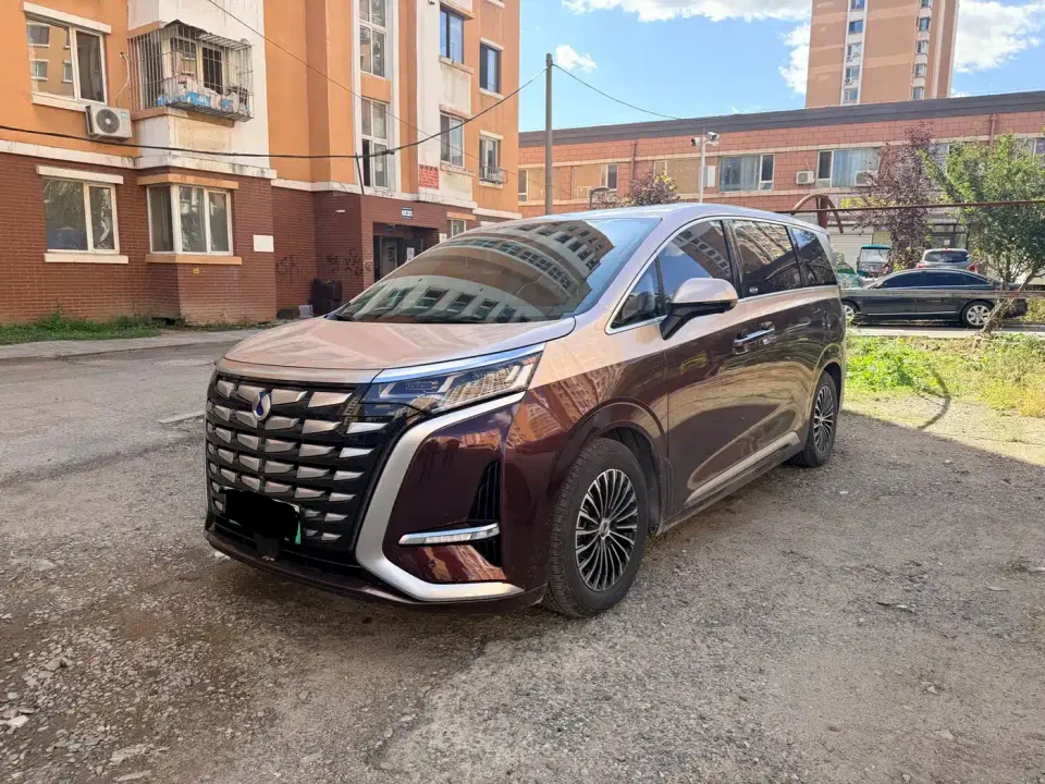 Denza D9 DM-i 970 AWD Flagship 2023