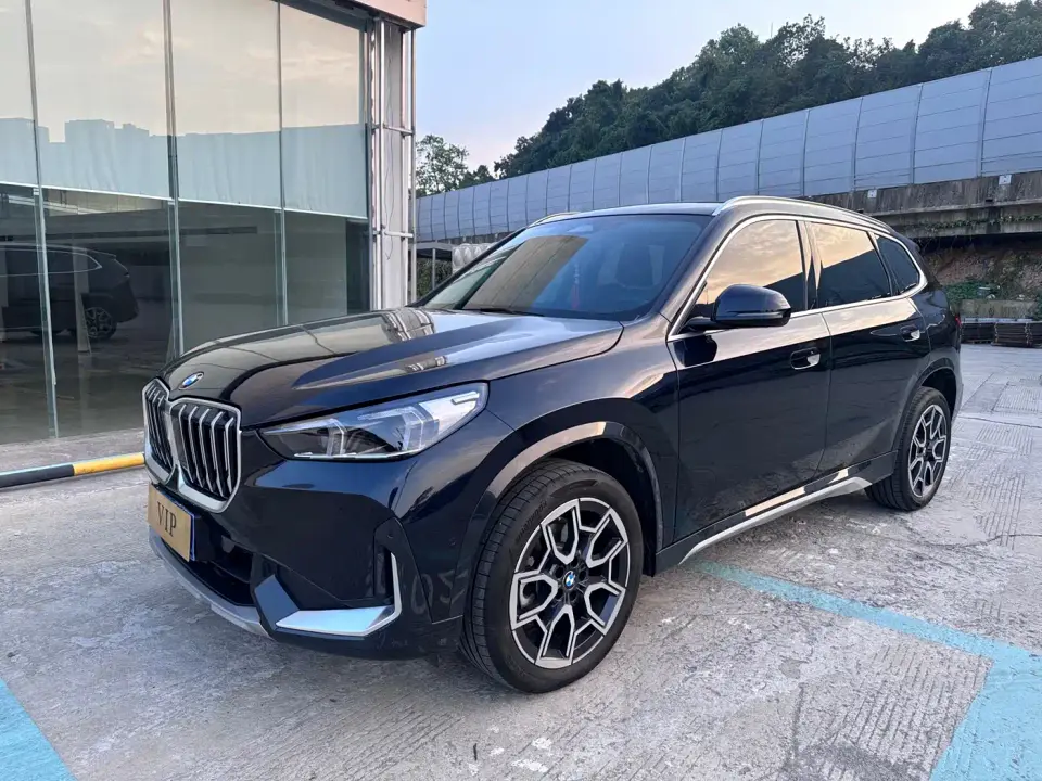 BMW X1 sDrive25Li X Design Package 2026