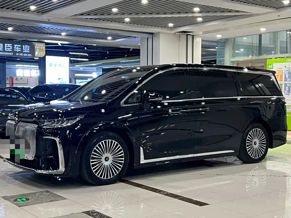 Voyah Auto Voyah Dreamer PHEV 4WD Kunpeng Premium Edition 2024