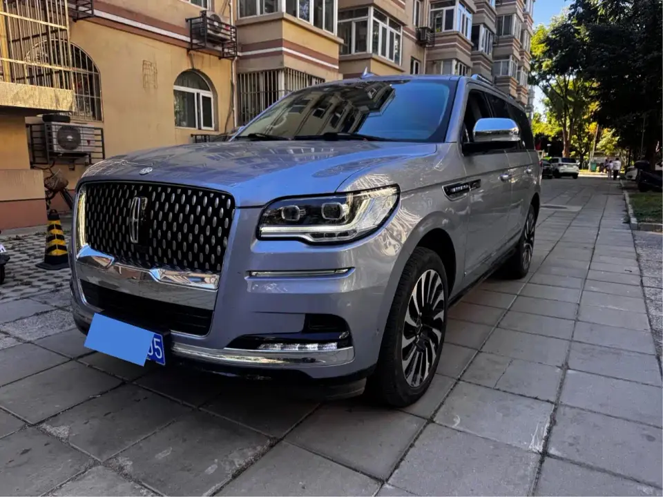 Lincoln Navigator 3.5T Presidential Edition 2025