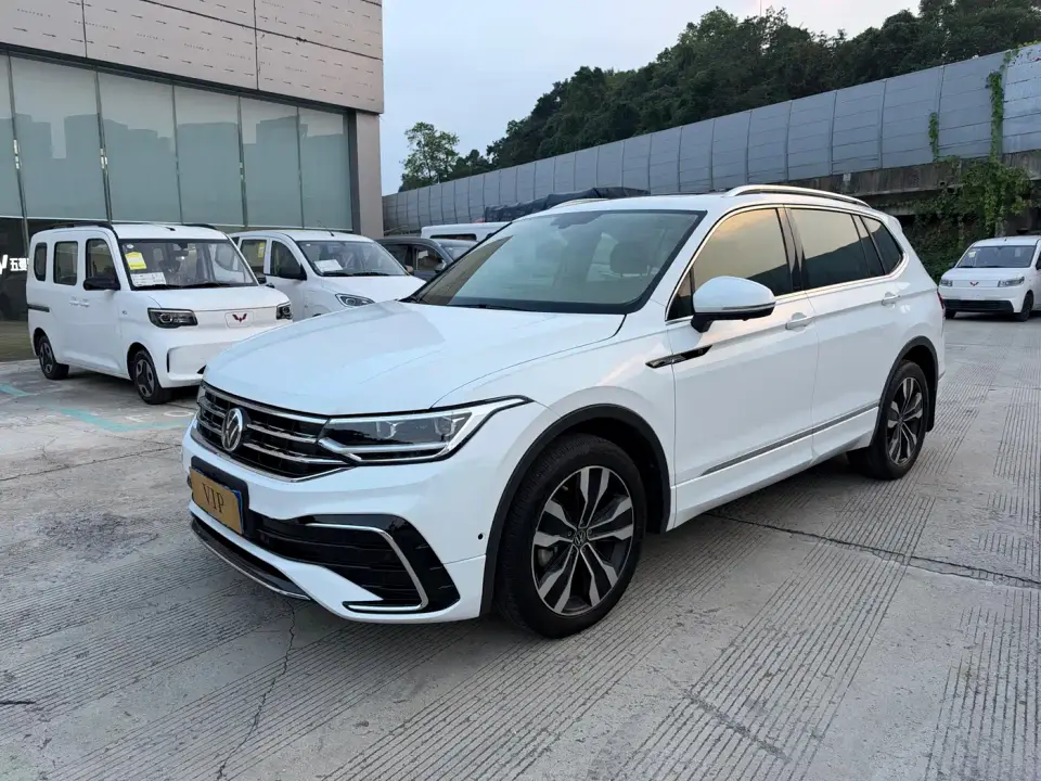 Volkswagen Tiguan L 330TSI Automatic 2WD R-Line Premium Enjoyment Edition 2024