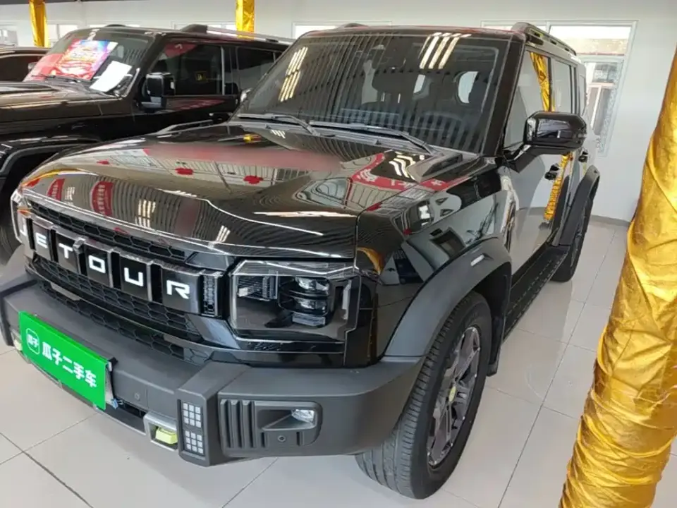 Jetour Traveler Model 2.0T 4WD Cross PRO 2024
