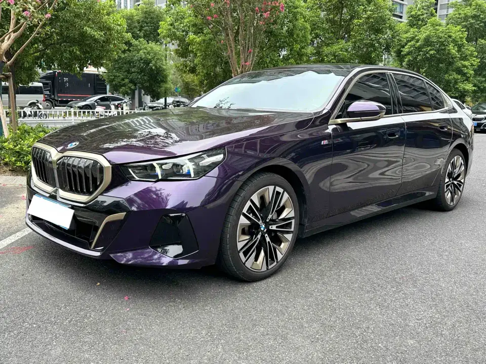 BMW 5 Series 530Li Premium M Sport Package 2025