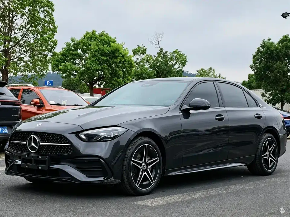 Mercedes-Benz C-Class Facelift C 260 L Moonlight Sport 2024