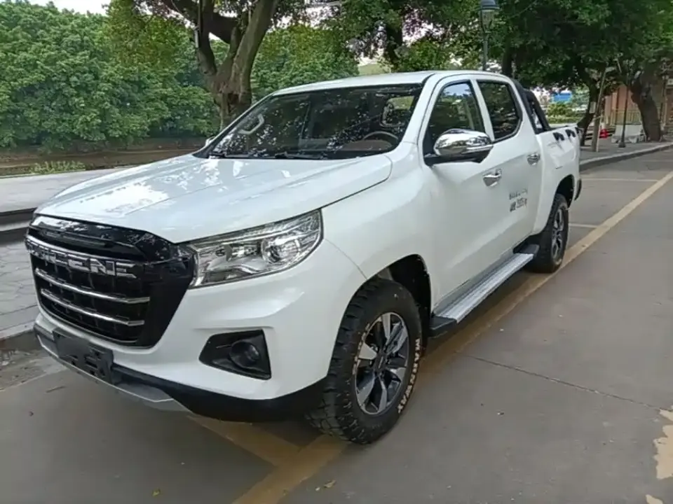 Changan Kaicheng F70 2.4T Gasoline Automatic 4WD Excellence Standard Wheelbase 4K22D4T 2022