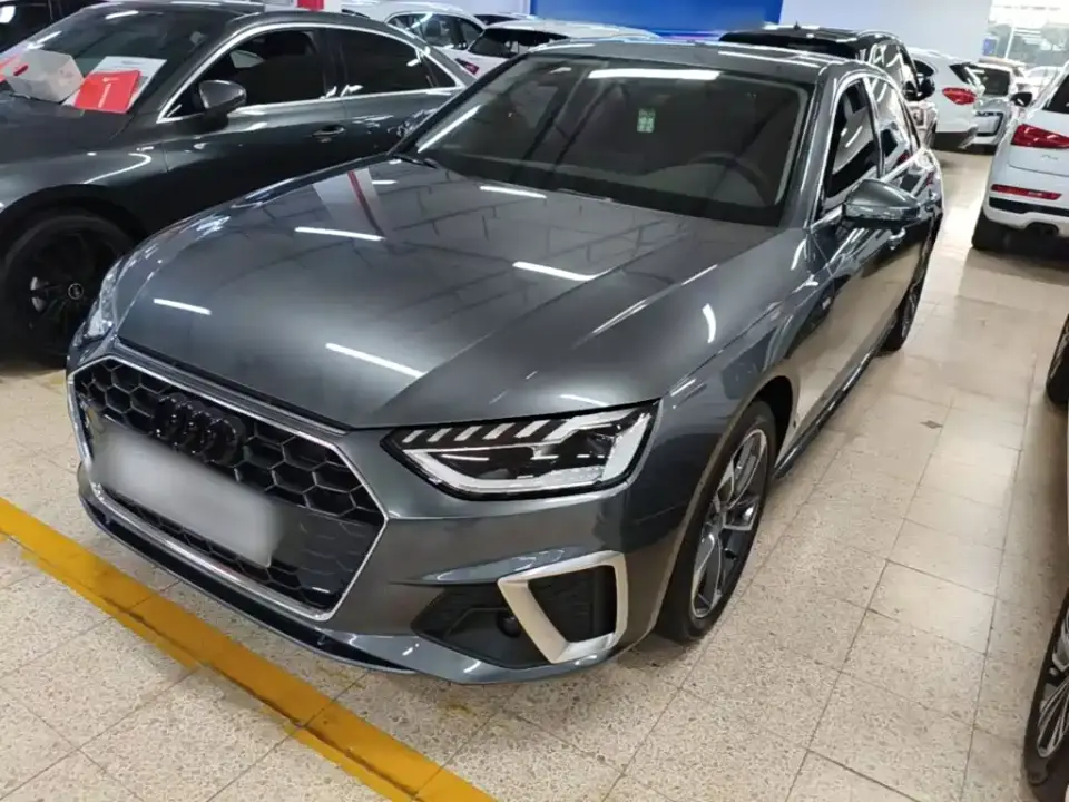 Audi A4L 40 TFSI Fashion Dynamic Edition 2021