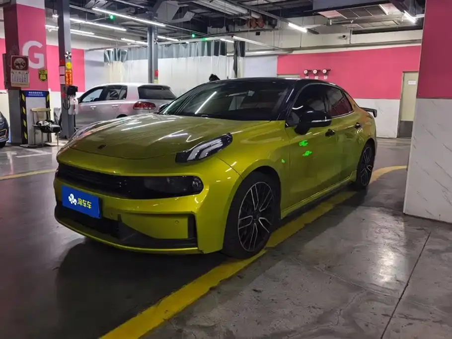 Lynk & Co 03 03+ 2.0TD Auto Wind Rider Edition 2021