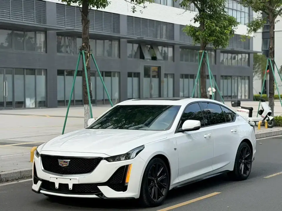 Cadillac CT5 28T Platinum Sport 2022