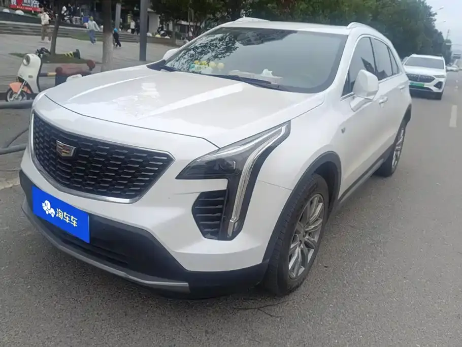Cadillac XT4 28T FWD Luxury Edition 2021