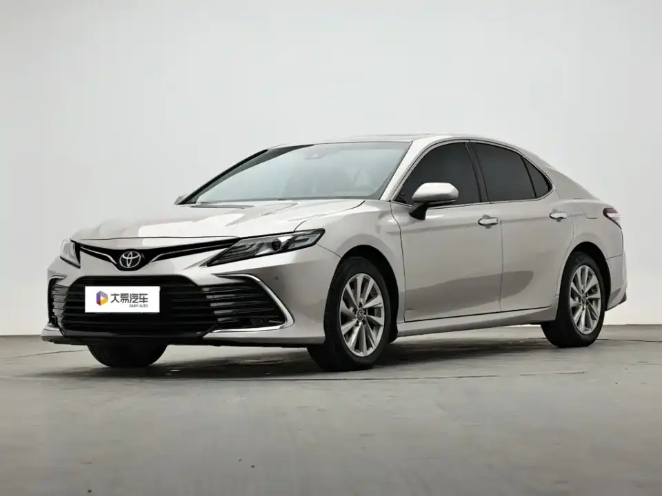 Toyota Camry 2.0G Luxury Edition 2022