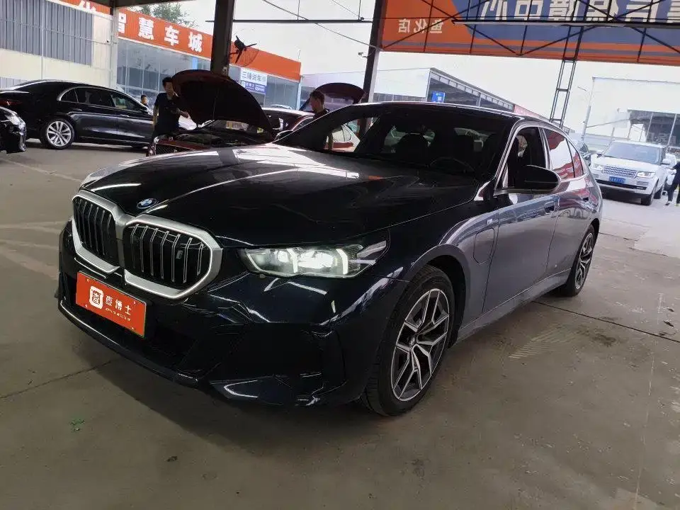 BMW i5 eDrive 35L M Sport Package 2025