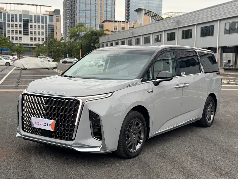 SAIC Maxus Maxus G90 2.0T Interstellar Six-Seater 2023