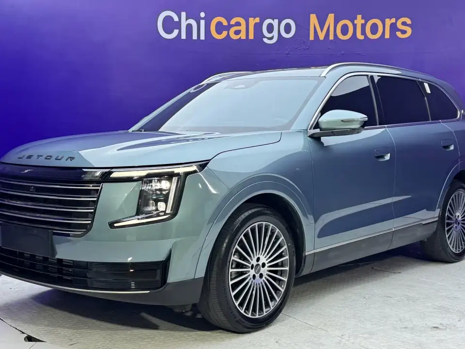 Jetour X70L 2.0T Automatic Flagship 7-Seater 2025
