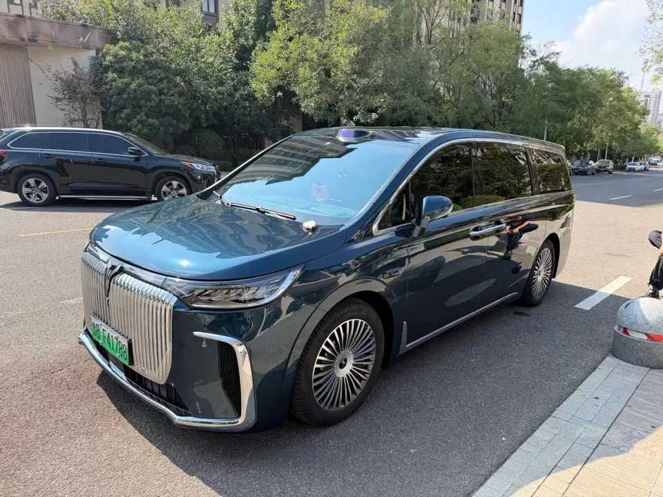 Voyah Auto Voyah Dreamer PHEV AWD Flagship Qian Kun Edition 2025