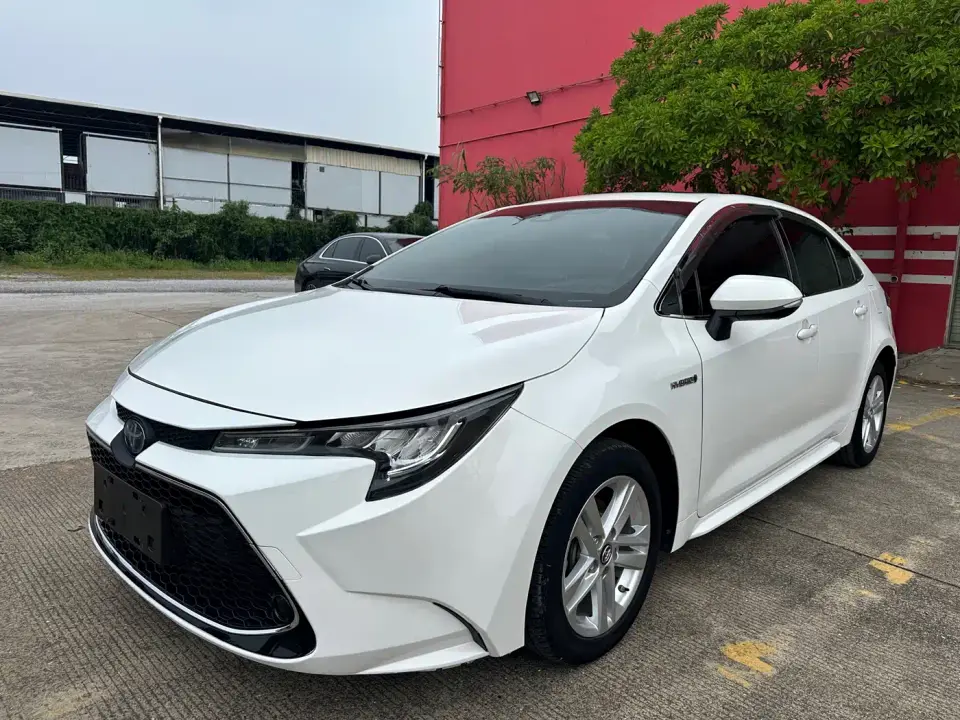 Toyota Levin Dual Engine 1.8H E-CVT Luxury Edition 2022