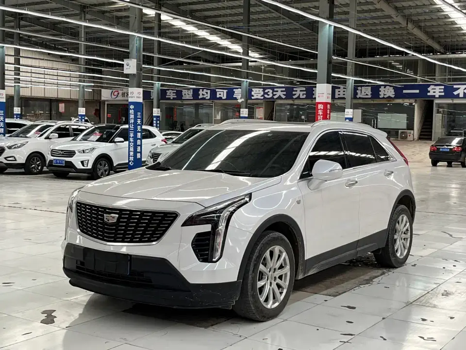 Cadillac XT4 28T FWD Technology Edition 2021
