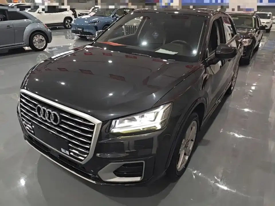 Audi Q2L 35 TFSI Fashion Elegance 2021
