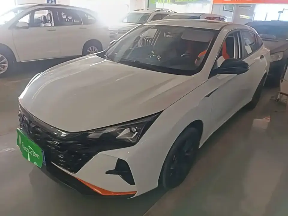 Dongfeng Aeolus Yixuan Mach Edition 1.5L Automatic Shadow Chase Edition 2022