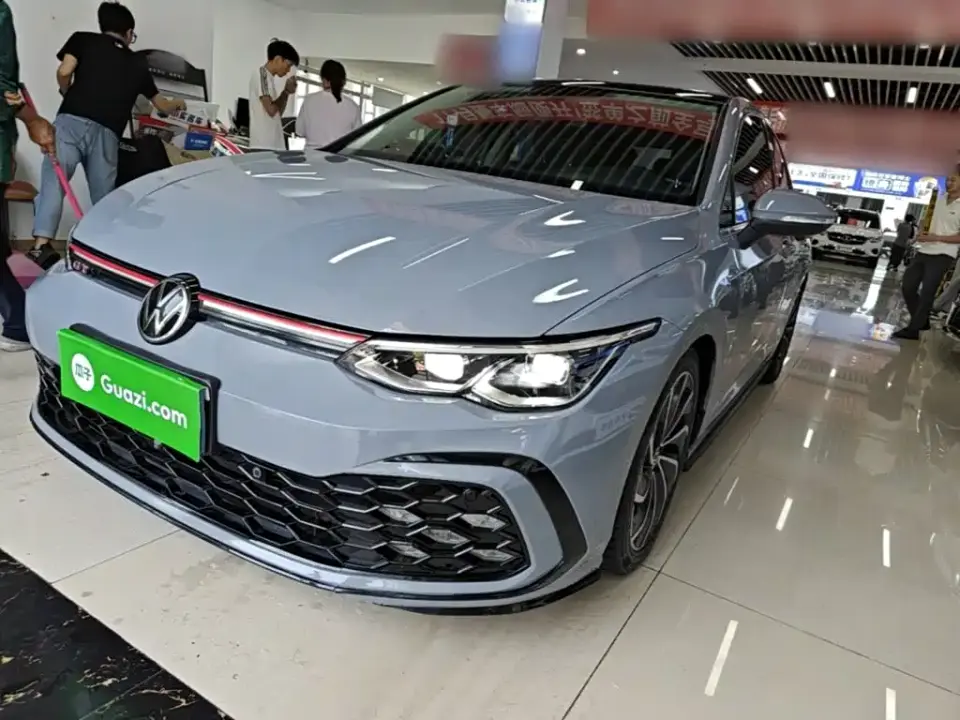 Volkswagen Golf 200TSI DSG Pro 2021