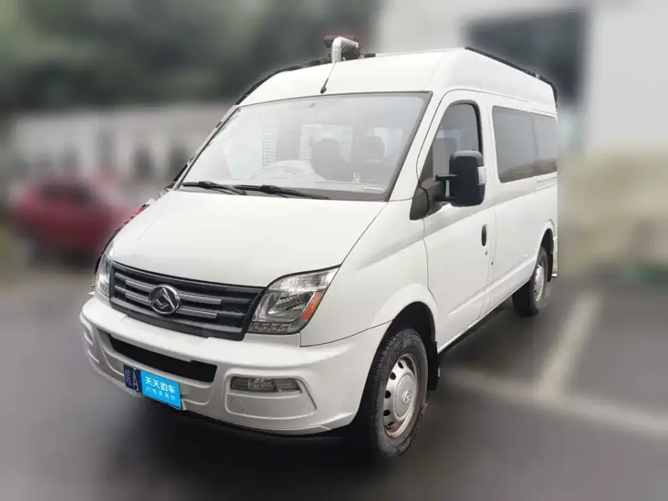 SAIC Maxus Xintu V80 2.0T Manual Classic Aoyuntong Short Wheelbase Medium Roof 5/6-Seater 2021