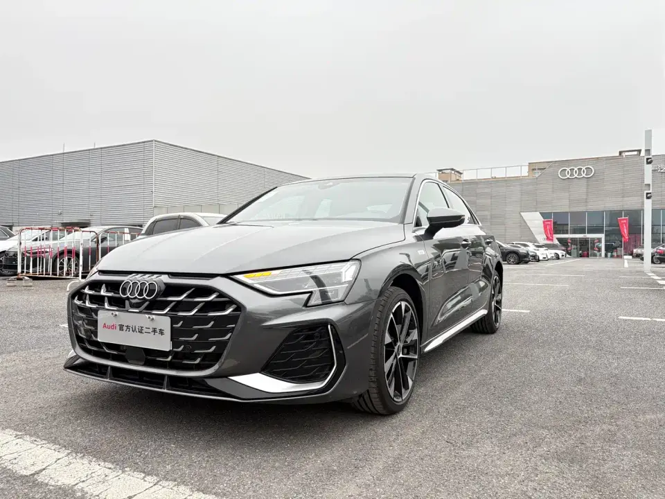 Audi A3 A3L Limousine 35TFSI Flying Premium 2026