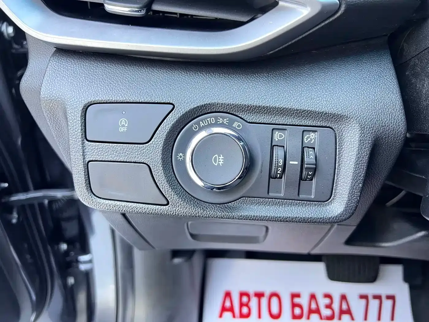Chevrolet Volando Mild Hybrid Redline 530T Automatic Prestige Edition (5+2 seater) 2023 — фото 9